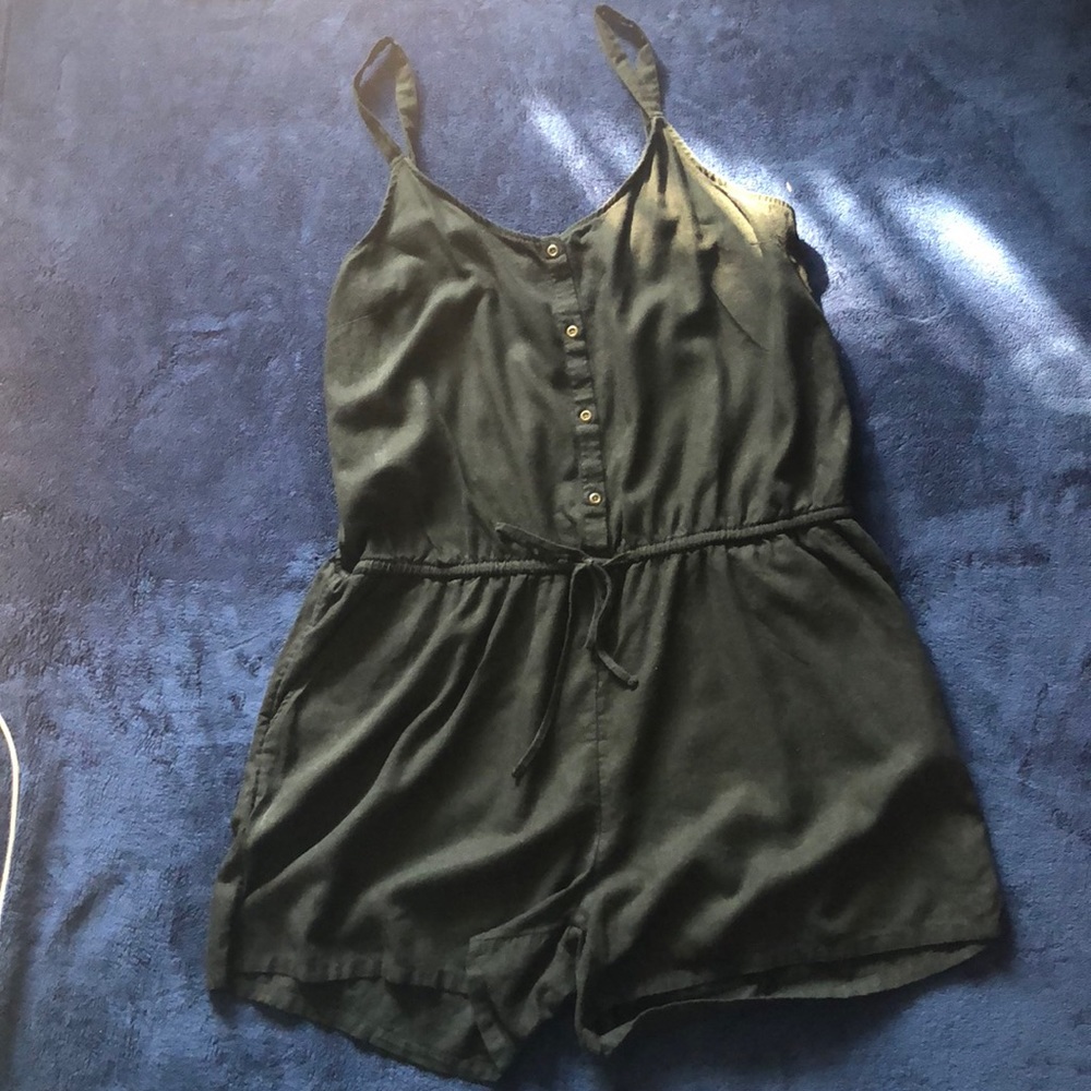 Plus size black jumper